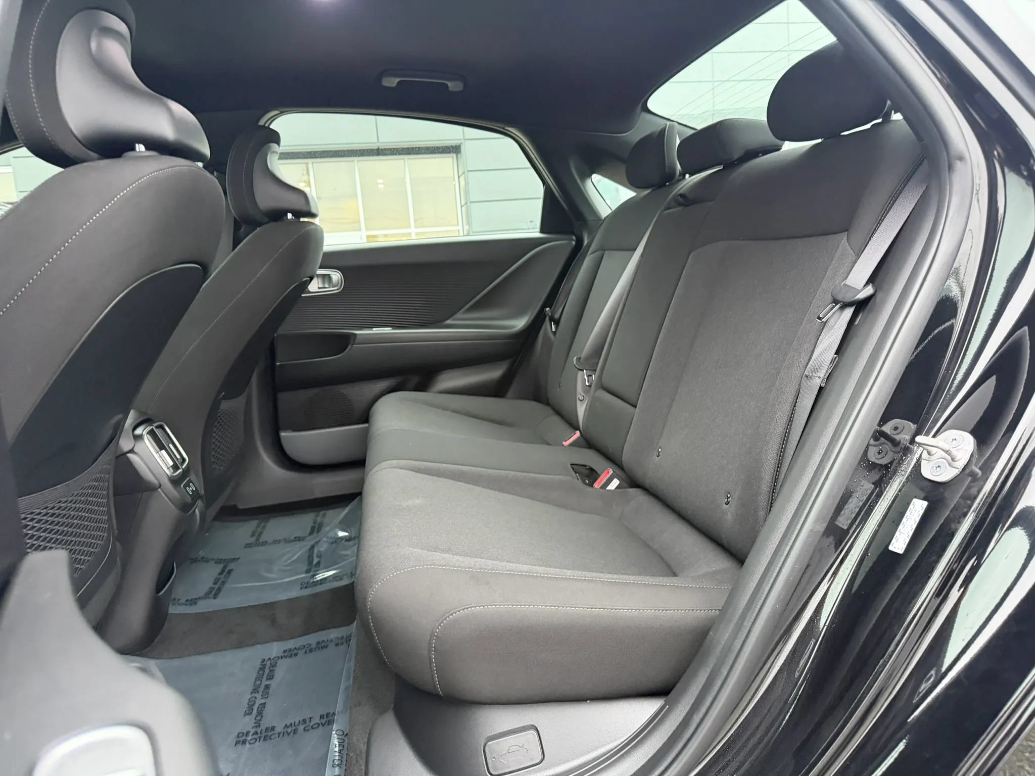 Used 2024 Hyundai Ioniq 6 SE AWD/4WD image 14
