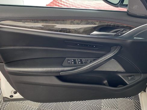 Used 2018 BMW 540i xDrive AWD/4WD image 21