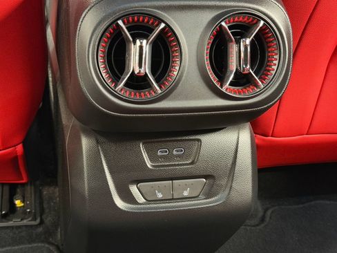 Used 2024 Chevrolet Blazer EV RS AWD/4WD image 16