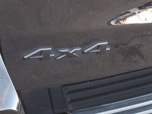 Used 2018 Jeep Grand Cherokee Altitude image 28