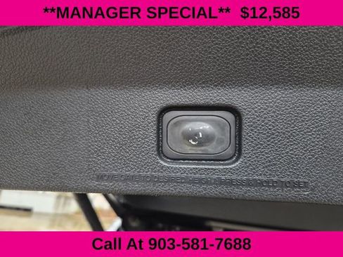 Used 2016 Ford Explorer XLT w/ Equipment Group 202A image 11