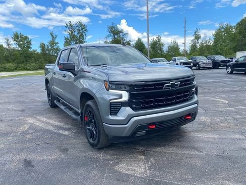 Used 2023 Chevrolet Silverado 1500 RST w/ Redline Edition AWD/4WD image 12
