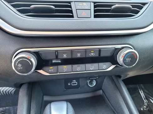 Used 2022 Nissan Altima 2.5 S FWD image 21