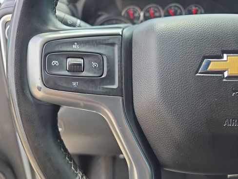 Used 2023 Chevrolet Silverado 2500 LT AWD/4WD image 17