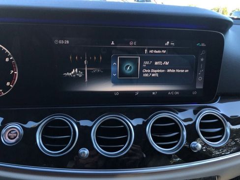 Used 2020 Mercedes-Benz E 450 4MATIC Sedan image 19