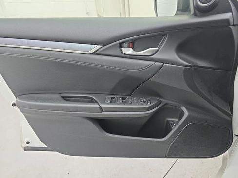 Used 2018 Honda Civic EX-L image 26