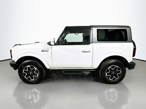 Used 2023 Ford Bronco Outer Banks image 4