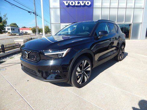 New 2026 Volvo XC40 B5 Ultra w/ Climate Package AWD/4WD image 1