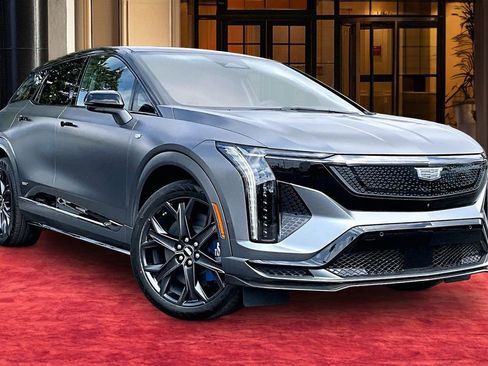 New 2026 Cadillac Optiq V AWD/4WD image 2
