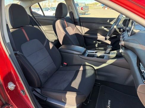 Used 2021 Nissan Sentra SR FWD image 7