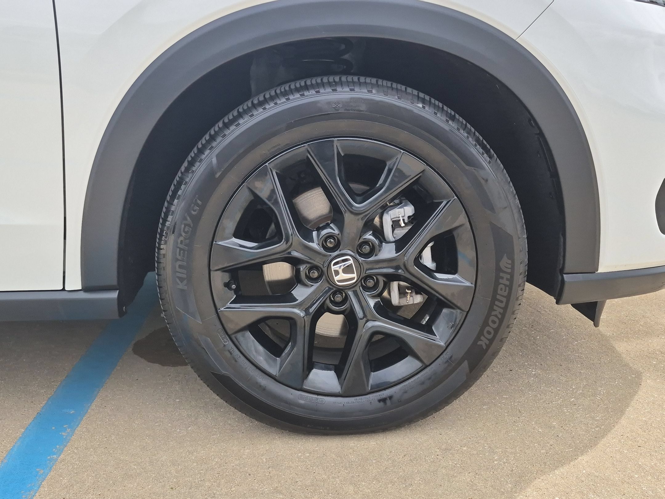 Certified 2024 Honda HR-V Sport image 32