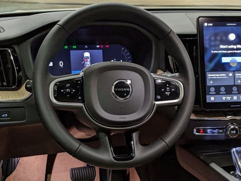 New 2026 Volvo XC60 B5 Plus w/ Climate Package image 14