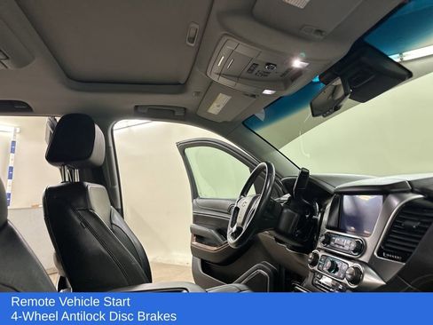 Used 2019 Chevrolet Suburban Premier image 21