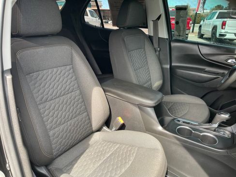 Used 2020 Chevrolet Equinox LT image 27