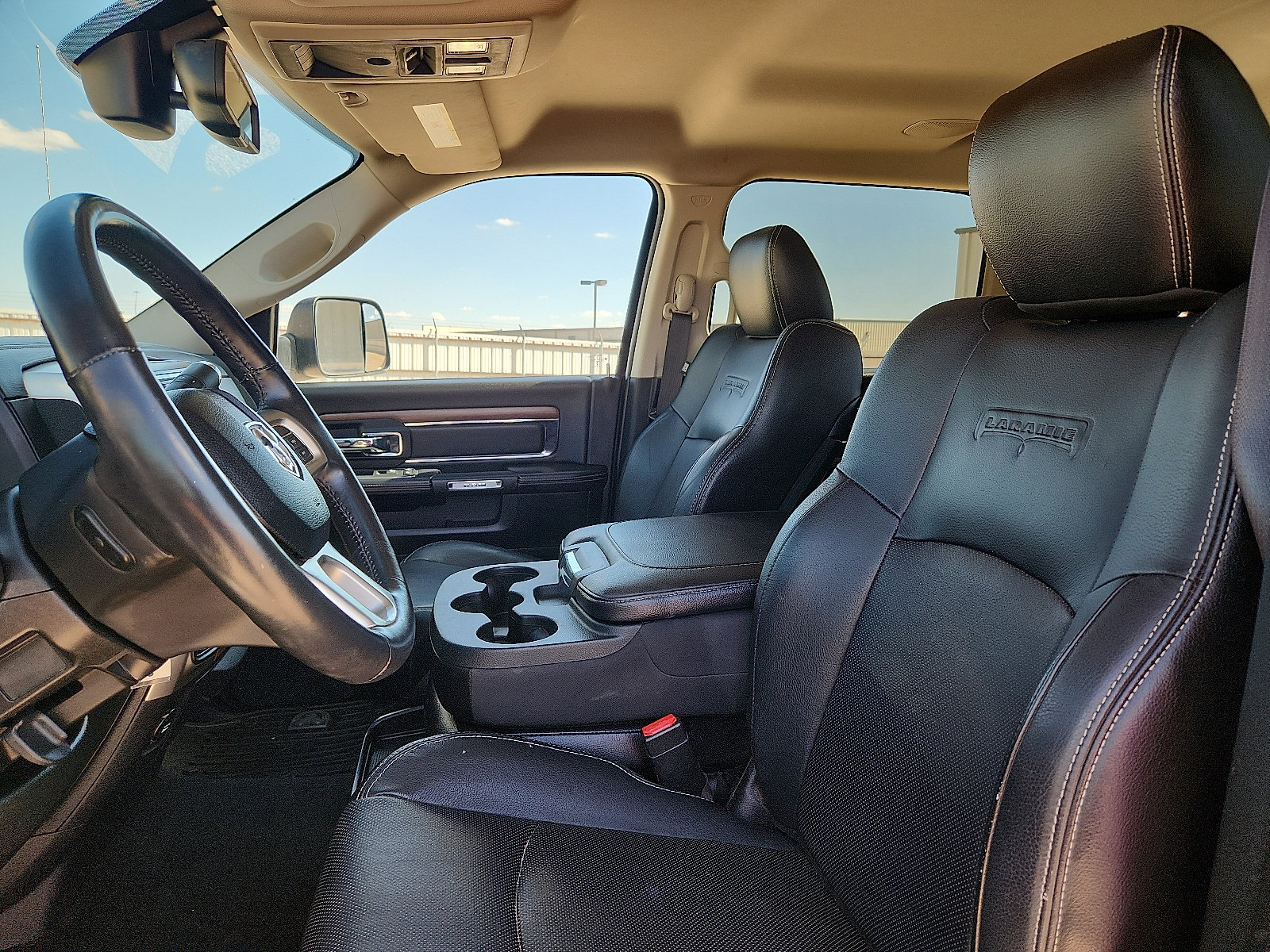 Used 2016 RAM 2500 Laramie AWD/4WD image 13