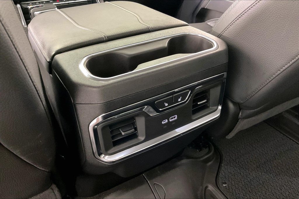 Used 2025 GMC Sierra 1500 Denali AWD/4WD image 10