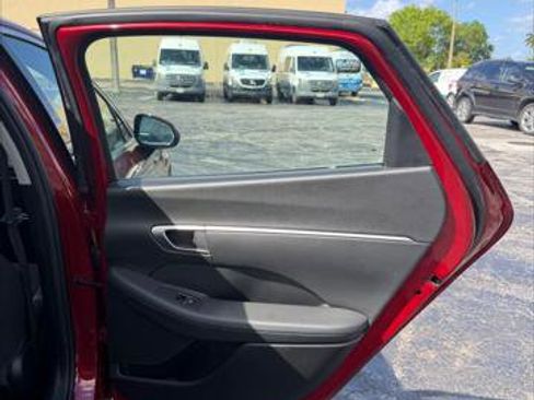 Used 2025 Hyundai Sonata SEL image 15