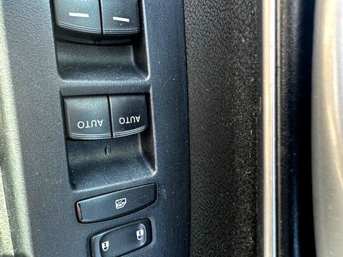 Used 2019 Honda CR-V EX image 12