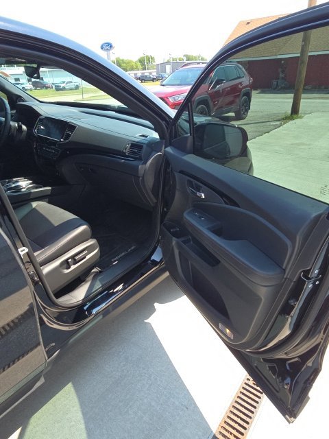 Used 2024 Honda Ridgeline Black Edition image 28