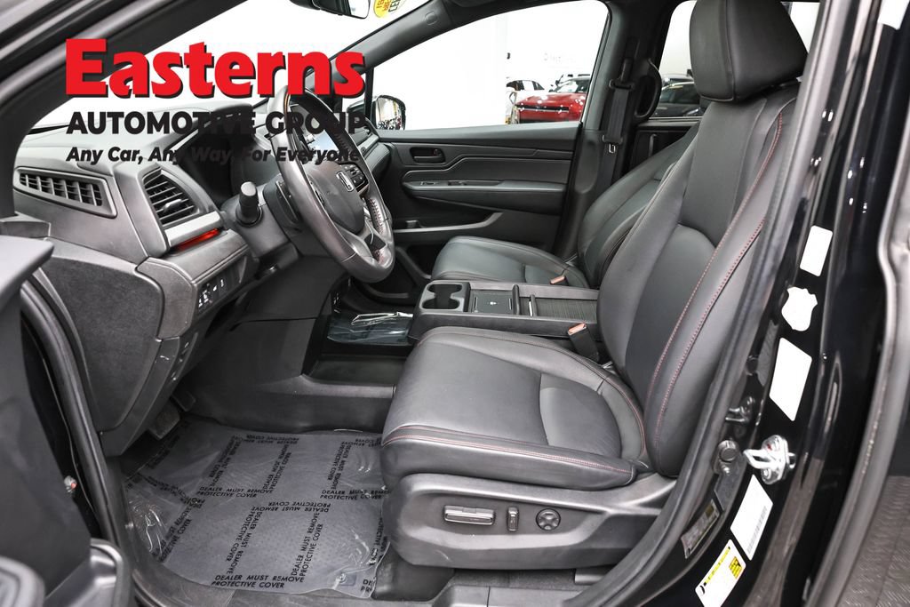Used 2025 Honda Odyssey Sport-L image 15