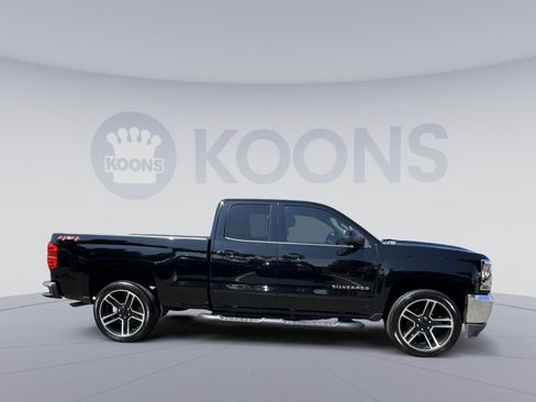 Used 2019 Chevrolet Silverado 1500 LT w/ LPO, Black Pack AWD/4WD image 8