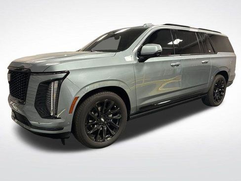 Certified 2025 Cadillac Escalade ESV Sport Platinum w/ LPO, Floor Liner Package AWD/4WD image 33