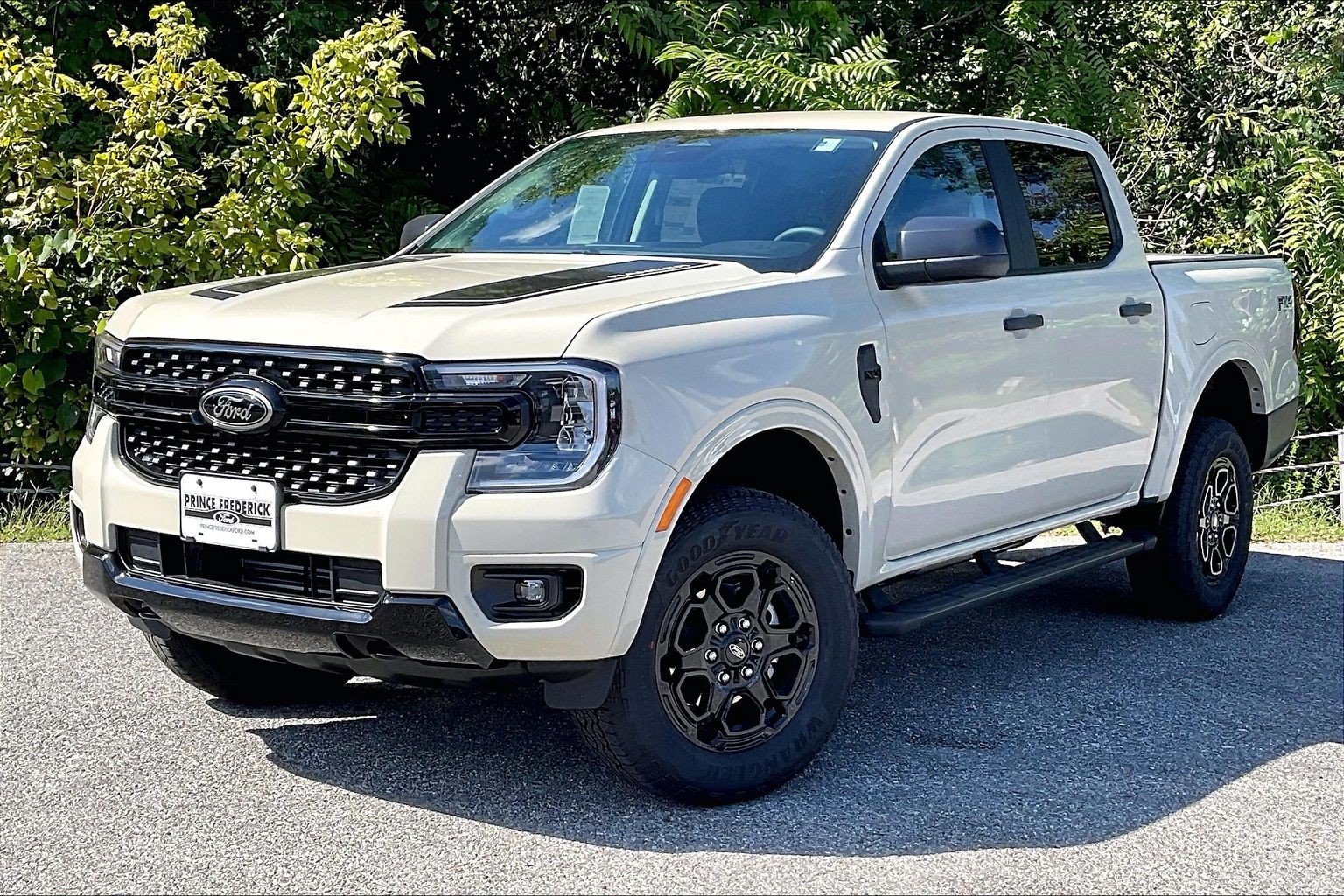 New 2026 Ford Ranger XLT w/ Equipment Group 301A High AWD/4WD image 2