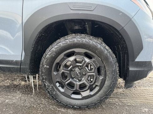 Used 2025 Honda Ridgeline RTL+ image 11