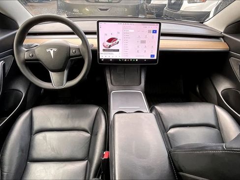 Used 2021 Tesla Model 3 Standard Range Plus RWD image 10