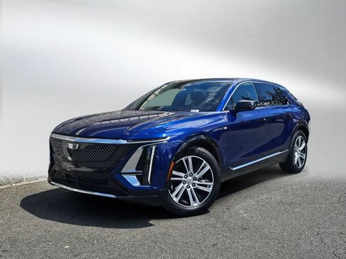Used 2024 Cadillac Lyriq Tech RWD image 1