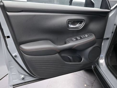 Used 2027 Honda HR-V Sport image 15
