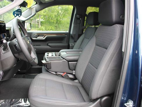 Certified 2023 Chevrolet Silverado 1500 LT AWD/4WD image 9
