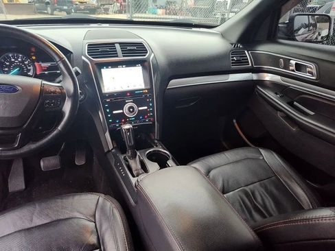 Used 2017 Ford Explorer Sport w/ Equipment Group 401A image 15