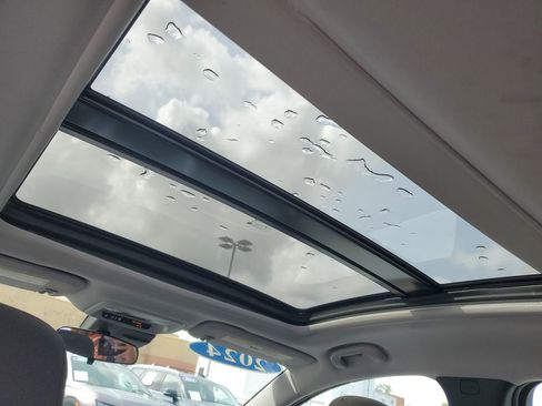 Used 2024 Chevrolet Malibu LT image 13