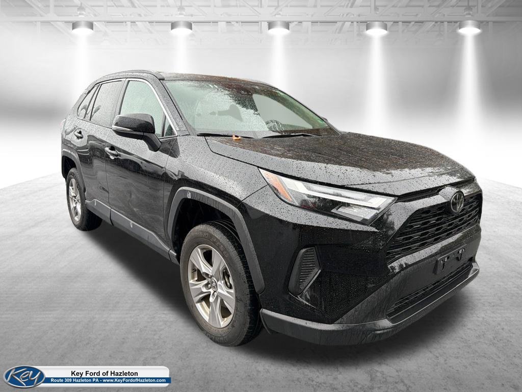 Used 2025 Toyota RAV4 XLE w/ Weather Package AWD/4WD image 1