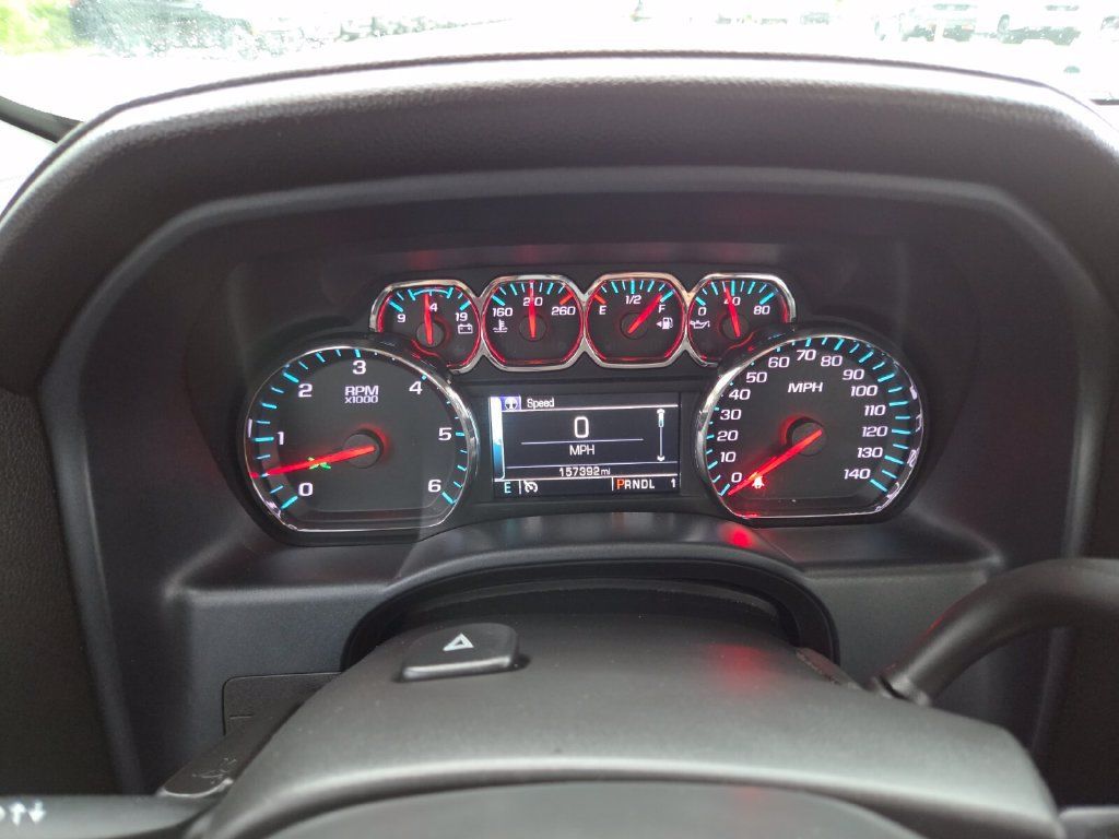 Used 2018 GMC Sierra 2500 SLE w/ HD SLE Preferred Plus Package AWD/4WD image 34