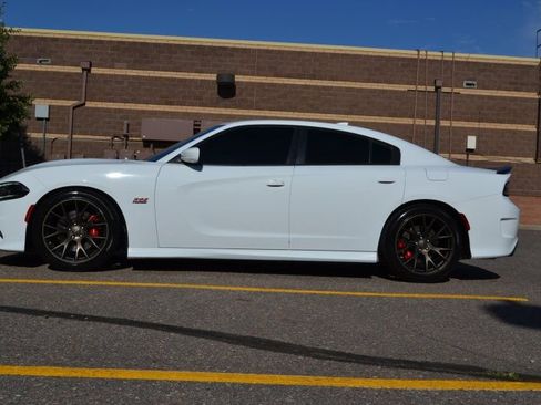 Used 2017 Dodge Charger R/T Scat Pack w/ Technology Group image 8
