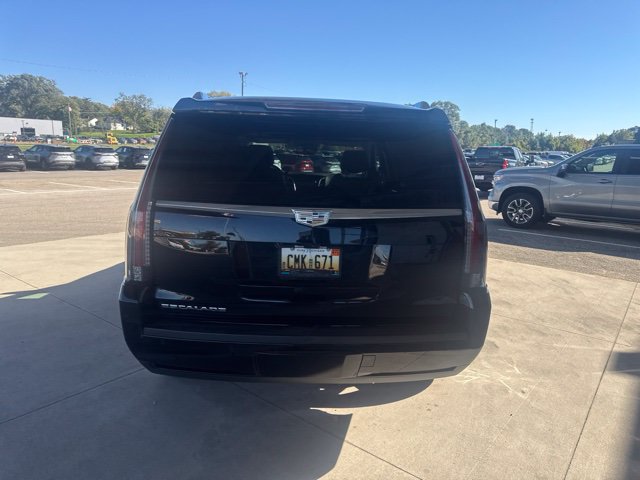 Used 2020 Cadillac Escalade Premium Luxury AWD/4WD image 4