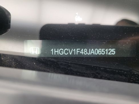 Used 2018 Honda Accord EX image 33