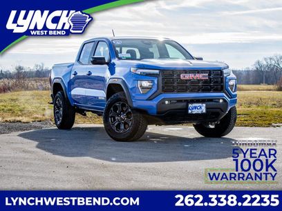 New 2025 GMC Canyon Elevation w/ Convenience Package