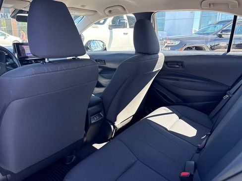 Used 2025 Toyota Corolla LE FWD image 19