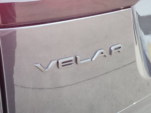 Certified 2026 Land Rover Range Rover Velar Dynamic SE image 13
