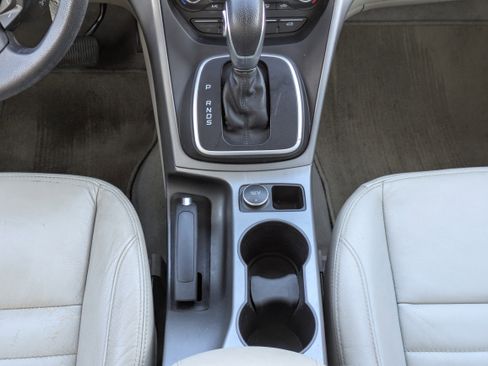 Used 2014 Ford Escape SE w/ Equipment Group 201A image 17