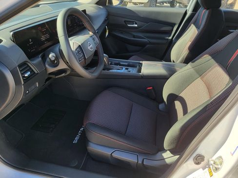 New 2026 Nissan Sentra SR w/ Floor Mat Package image 18