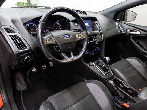 Used 2018 Ford Focus RS image 6