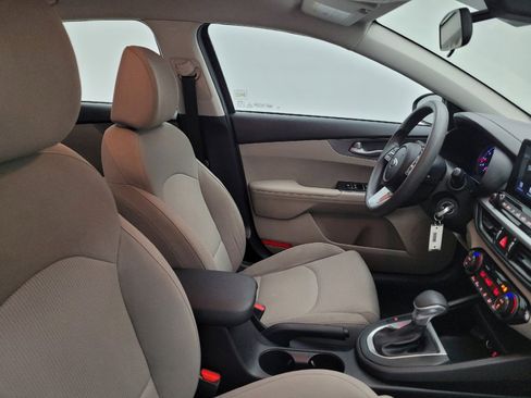 Used 2019 Kia Forte LXS FWD image 21