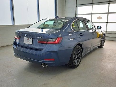 Used 2025 BMW 330i Sedan image 5