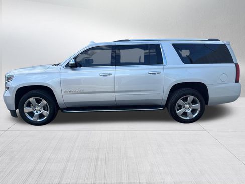 Used 2018 Chevrolet Suburban Premier AWD/4WD image 4