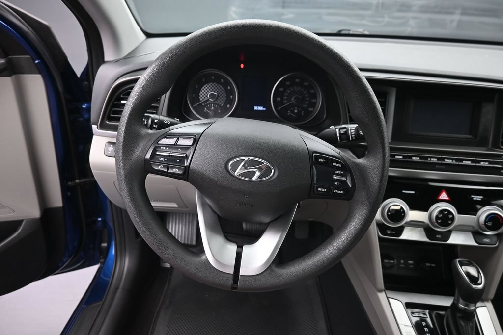 Used 2019 Hyundai Elantra SE FWD image 20