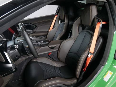 Used 2026 Chevrolet Corvette Z06 RWD image 5